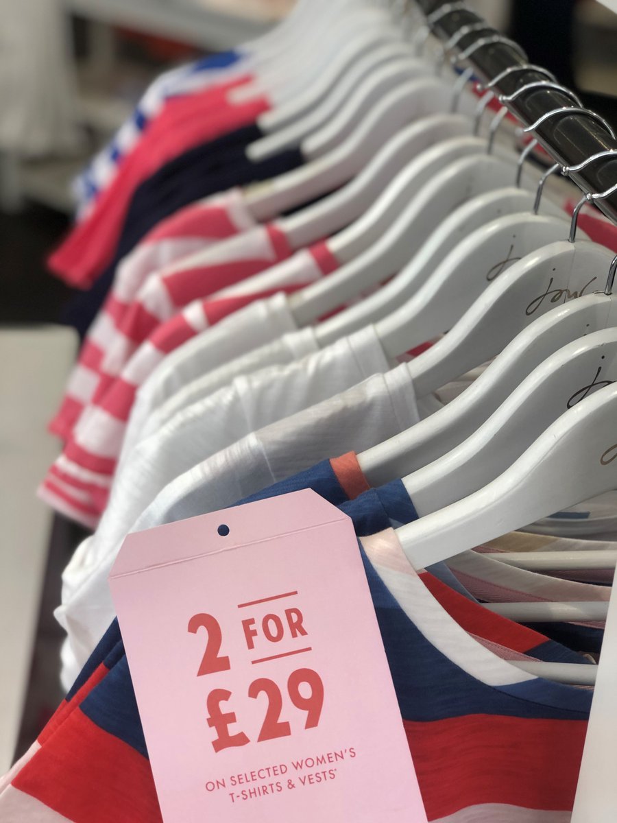 JoulesWorcester's tweet photo. "I SCREAM YOU SCREAM WE ALL SCREAM FOR ICE CREAM!" 🍡🍨 Are you picnic outfit ready for the long weekend? 👕🌈 #BankHolidayWeekend #Joules @Joulesclothing https://t.co/B0Ip44Rcp3