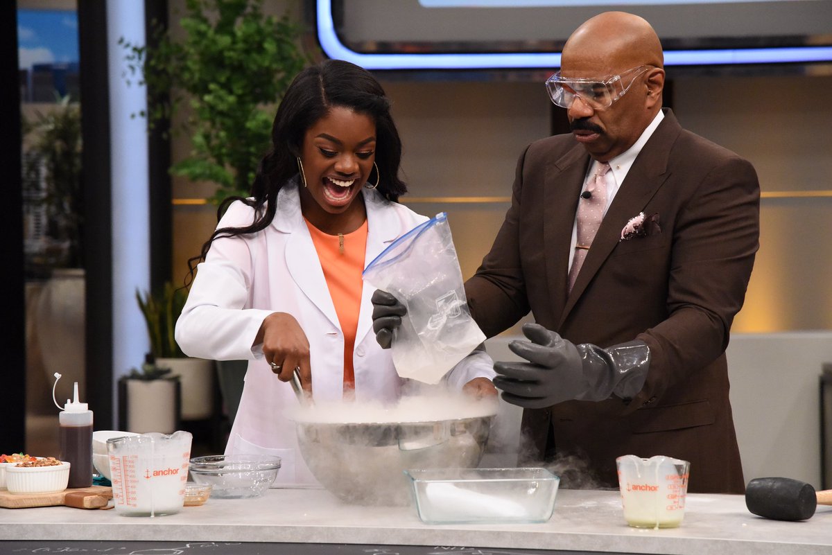 STEMQueenDE's tweet photo. Catch me on the @IAmSteveHarvey talking about my Girls Empowerment #STEM Events and doing my AMAZING Science experiments with him!!!

https://t.co/oLQvJ4U1NR
#NetDE #inwilm #delaware @dreamersacademy
#GirlsInSTEM #giveback #volunteer https://t.co/8mpmBuFOYs