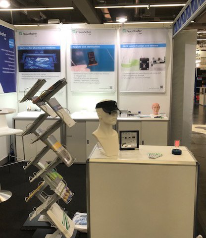 FraunhoferFEP's tweet photo. Some impressions from our booth at #MedtecLIVE in #Nuremberg Our topics: #surface #treatment #sterilization #biofunctionalization #biodegradable #electronics #microdisplays #sensors #light #therapy @MedtecLIVE https://t.co/VFKM0qeuTb