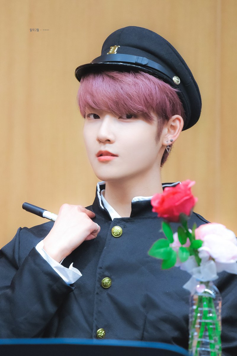 FOT_MOON's tweet photo. 190510
#더보이즈 #THEBOYZ
#케빈 #KEVIN #문형서 https://t.co/JHAIrmx0nU
