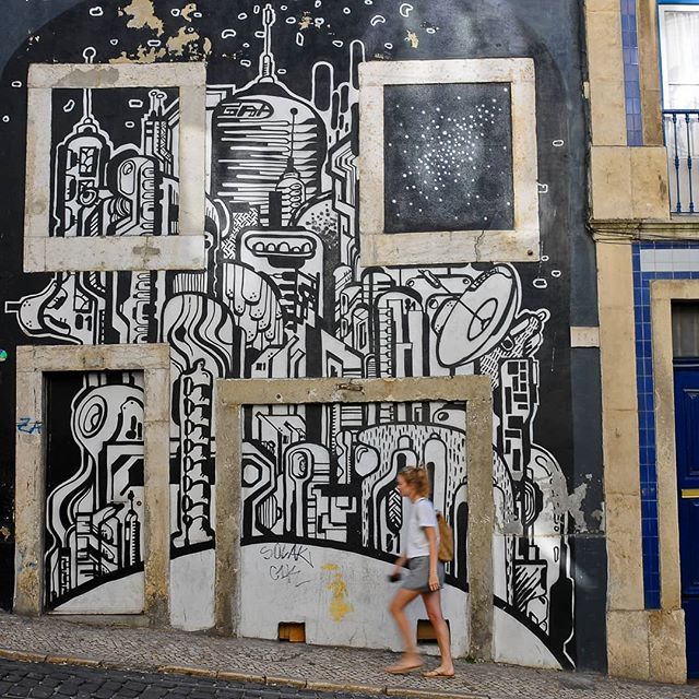 brazucca_'s tweet photo. 🚶🏼‍♂️
.
.
@camara_municipal_lisboa
@madseverington
.
.
.
.
.
.
.
#graffiti 
#francescomph #nikon #lisboa #lisboalive #bairro #gerador #faded_world #faded_portugal #portugalemfiltros #portugalcomefeitos #portugaldenorteasul #Majestic_View #15aoburro #iger… https://t.co/vh6HMLDxKd https://t.co/QwzTRCpqcQ