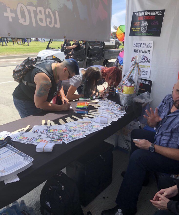 LGBTQ_Teamsters's tweet photo. Teamster Local 1932 Long Beach gay pride booth #Pride #LongBeach #local1932 #SanBernardino #lgbtq https://t.co/iyZxLFEFjz