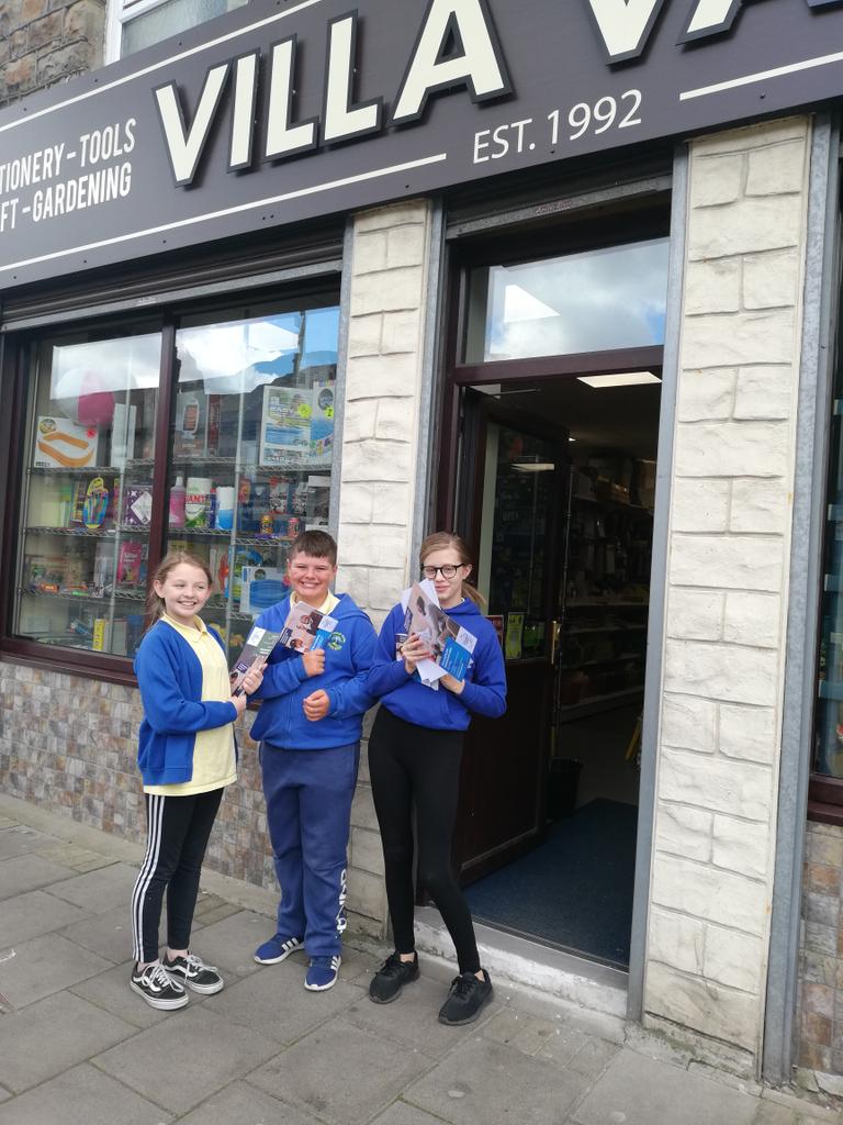 parc_primary's tweet photo. Our fabulous Dementia Friends have been busy promoting Dementia Awareness Week.
Amazing work guys!πππ#dementiafriends #alzheimerssoc #parcprimary https://t.co/pQNc6Ei75W