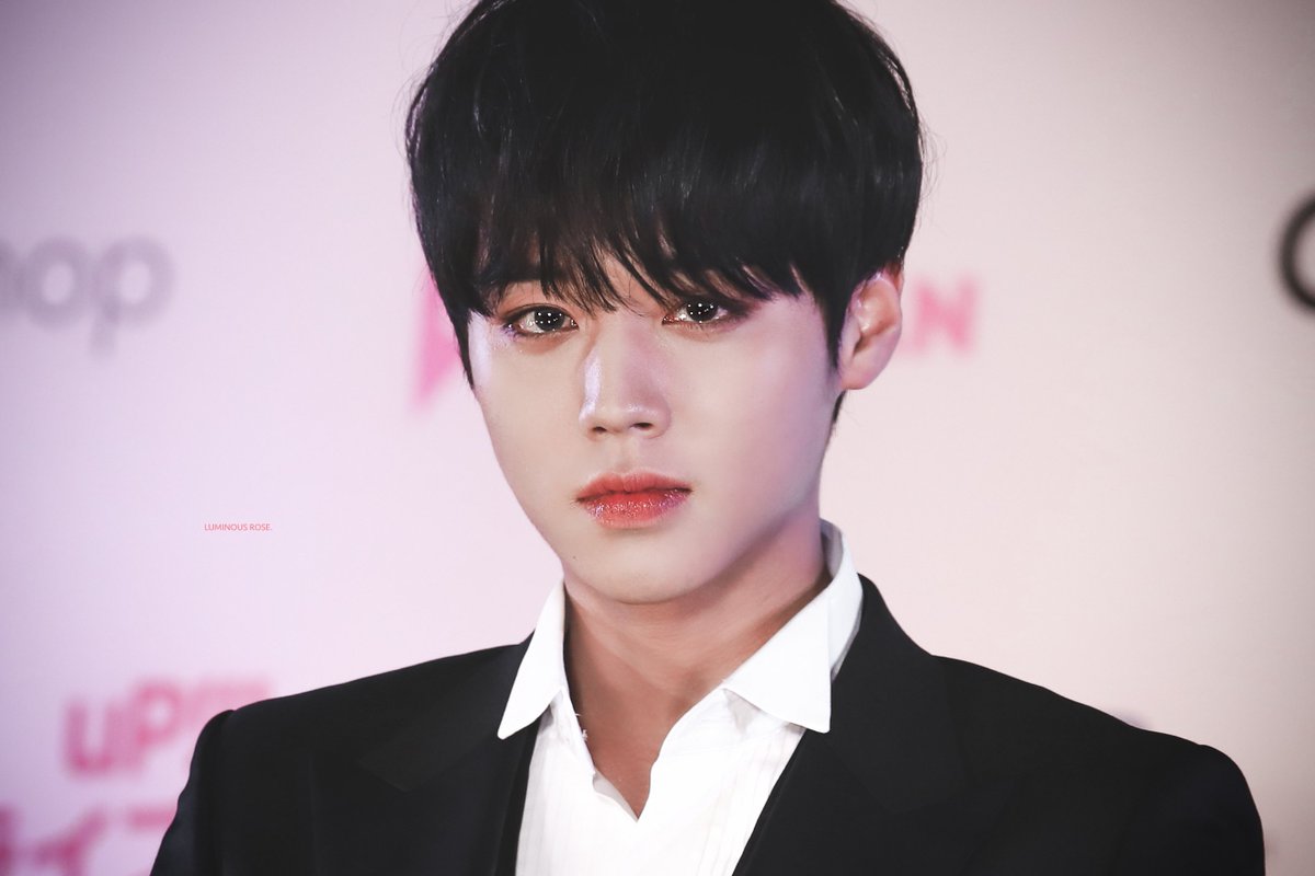 luminous_rose's tweet photo. 예 조각 맞습니다 #박지훈 https://t.co/X8v3qUReSa