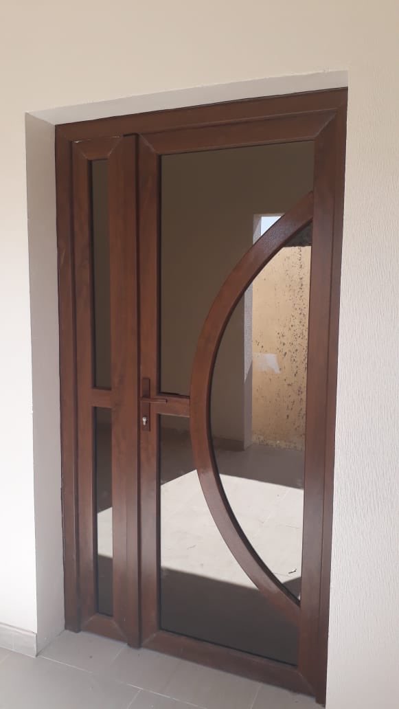 AAlhadetha's tweet photo. بعض اعمال الشركة ابواب يوبي في سي UPVC  :
مواد تركية درجة اولى وجميع الاكسسوارات الداخليه والخارجية من شركة أكبن العالمية .
مميزاته :
* عازل الاصوات 
* عازل دخول المياه
* عازل الاتربه
* عازل الحراره الخارجية 
* لايساعد في الاشتعال صديق للبئية
بإدارة عمانية @AL_SUWIH @86_thamer https://t.co/f40DSA1BUb