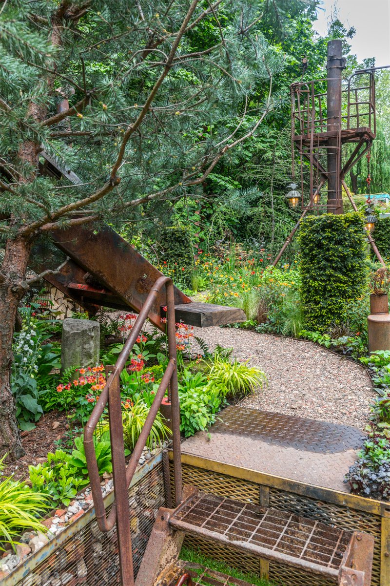 OG Media Solutions tweet media