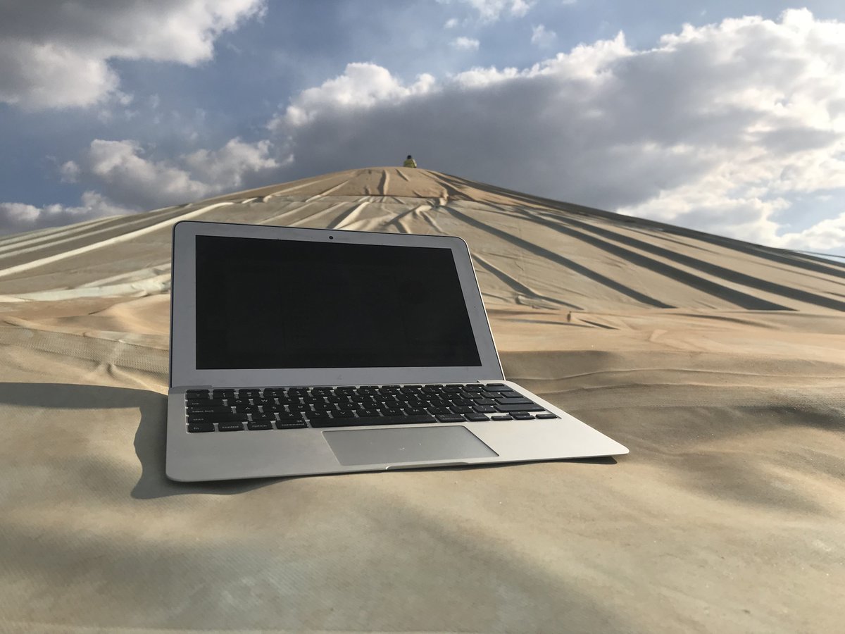 centaurtek's tweet photo. These days we are instrumenting #grain bunkers in #Australia. Smart Crop sensors bring unprecedented visibility and remote quality control capabilities to our customers. #InternetofCrops #IoT #agtech #centauranalytics https://t.co/IPhEkl7fQq