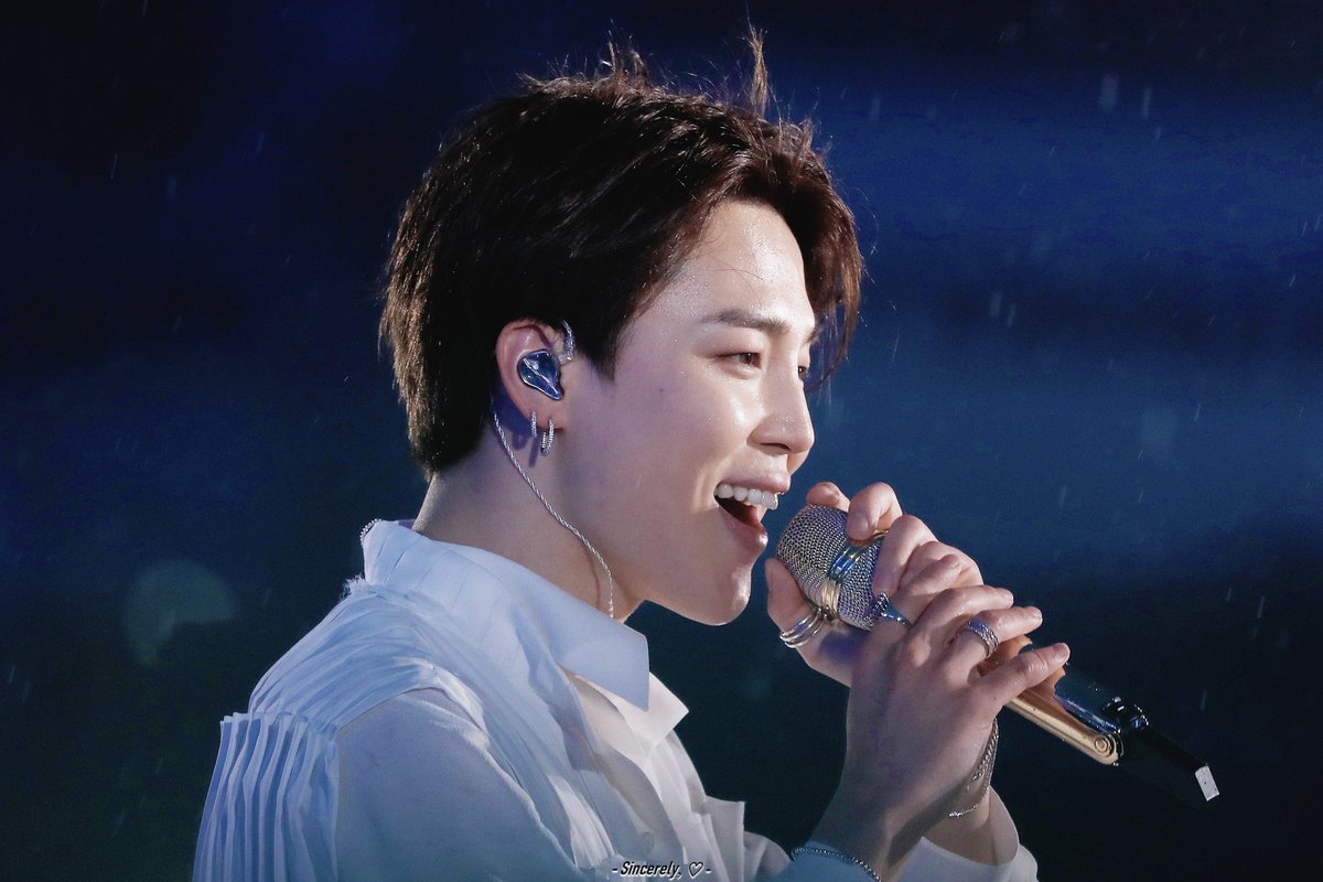 sincerely1013's tweet photo. [HQ] 190512 SYS Chicago 시카고
#지민 #박지민 #JIMIN #ジミン #방탄소년단 #BTS #BTSxChicago #BTSxSoliderField @BTS_twt https://t.co/9KronMOxSo
