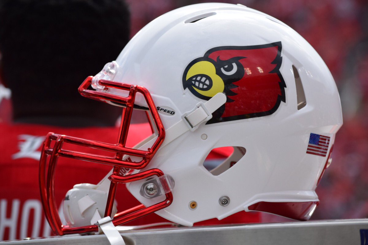 jdenis658's tweet photo. Humble and bless to receive my 35th Offer from The University of Louisville
@coachfrankponce @coach_ledford @coachsattUofL @uoflfootball @larryblustein @petethomas @Mikecampos80 @WEMAKEMONSTERS @Andrew_Ivins https://t.co/gyHOE36W3g
