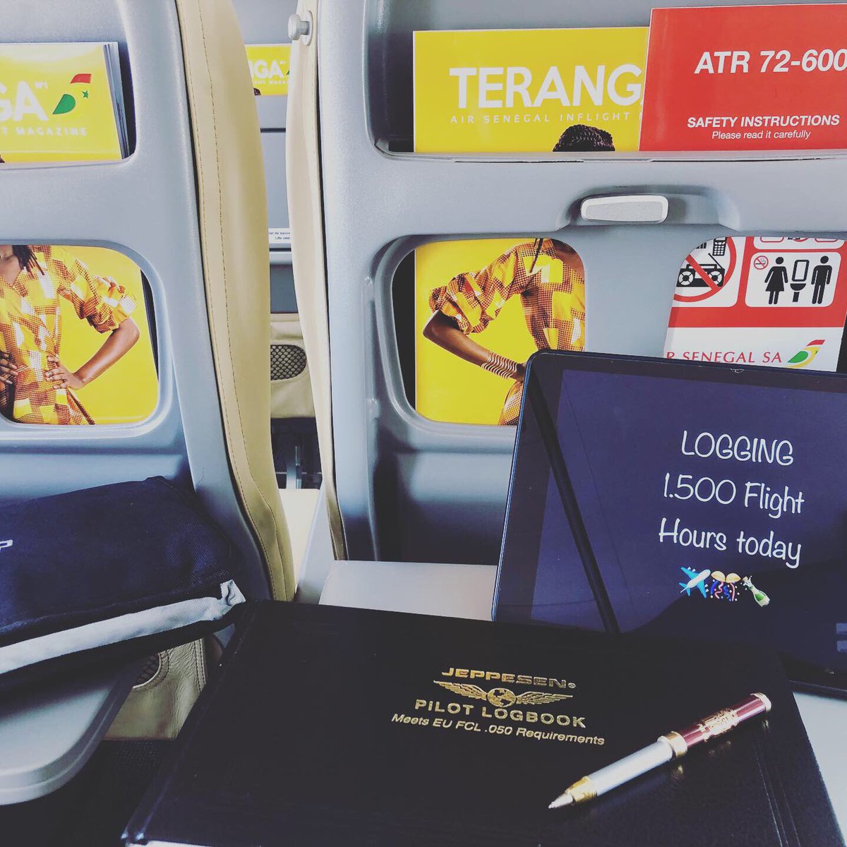 PapiTall's tweet photo. Because some of the steps on the way to the top need to be celebrated 🎉 👨✈️👌🇸🇳 #1500hours #pilotlife #avgeek #aviation #flyinginsenegal #atr72 #flyairsenegal #team221 #kebetu #startedfromthebottom #senegal #pilot https://t.co/5WpQD0tN0u