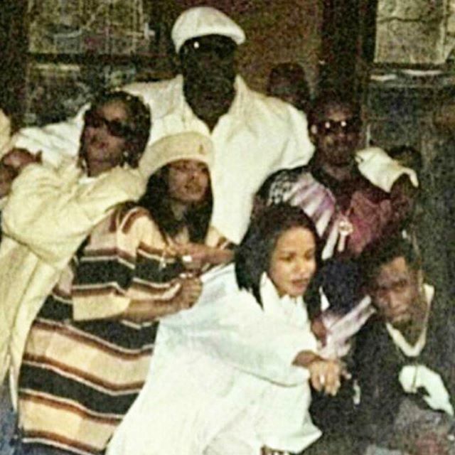 sosobrat's tweet photo. Happy Birthday BIG. @jermainedupri @diddy #ripBIG #ripAaliyah #onemorechancevideo #legendarypic #moments #missdahomies https://t.co/oA9WAh9lVJ https://t.co/EqQcGbmFuS