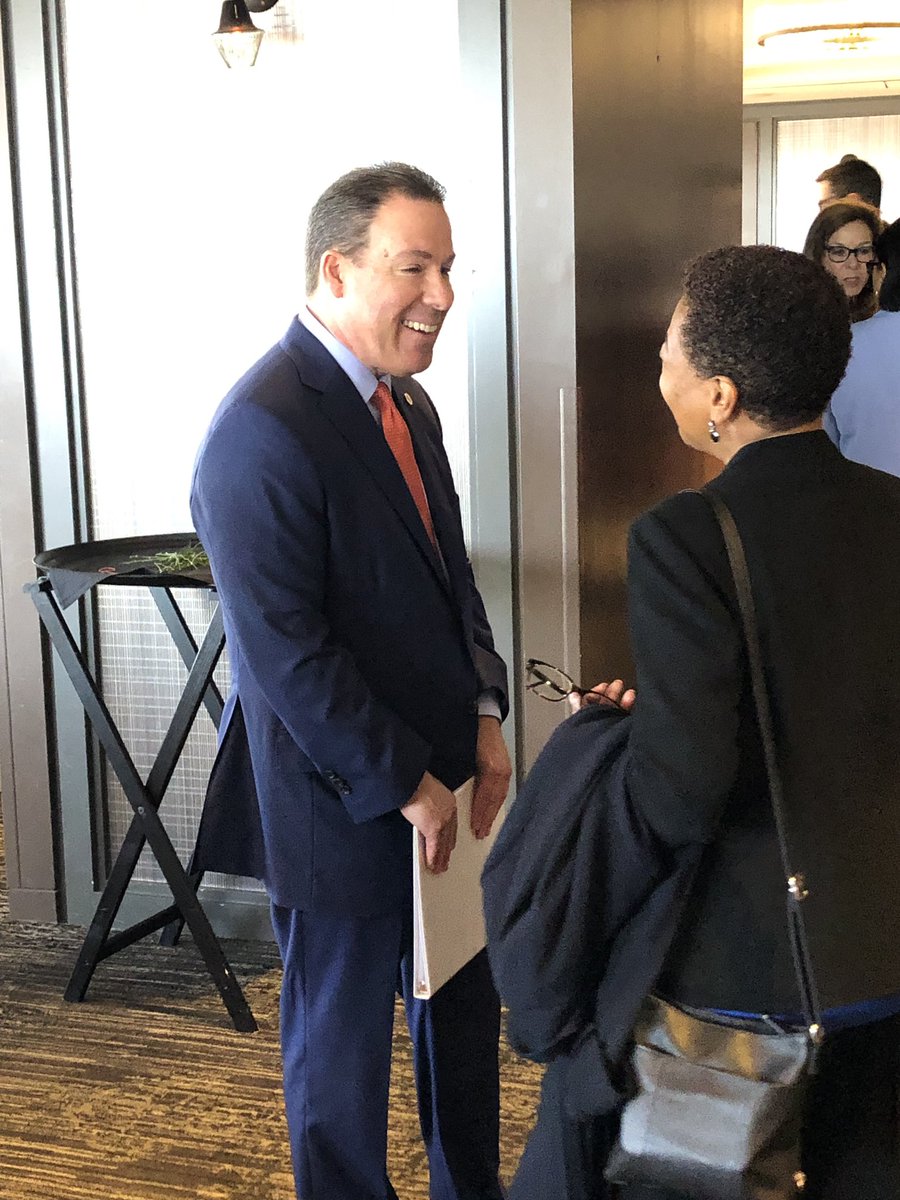 janedoe's tweet photo. Our awardees - Bob Rivers of @easternbank and @CallieCrossley - are in the house! Along with hundreds of sponsors and supporters committed to advancing @janedoeโs work to #endGBV and build a world with racial justice and safety for all! #SpringIntoAction2019 https://t.co/9dwDKsJVtT