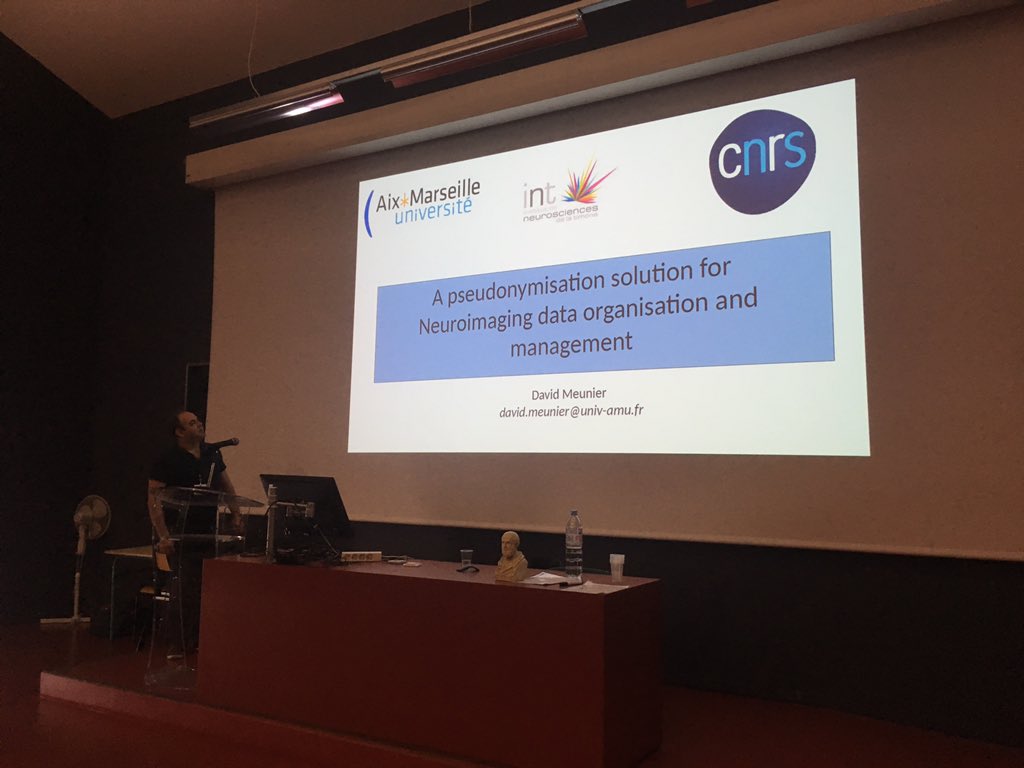 cmaumet's tweet photo. Back from the lunch break! David Meunier on pseudonymisation of neuroimaging data #geant19 https://t.co/xSumseC9lZ