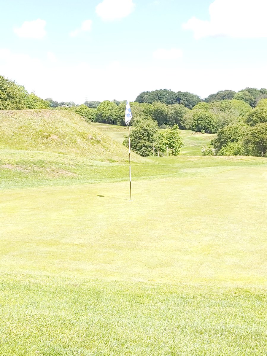 BlackwoodGolfC's tweet photo. Course looking in immaculate condition. Pop to Blackwood Golf Club and challenge yourself. ⛳ https://t.co/vyjykMB6C5
