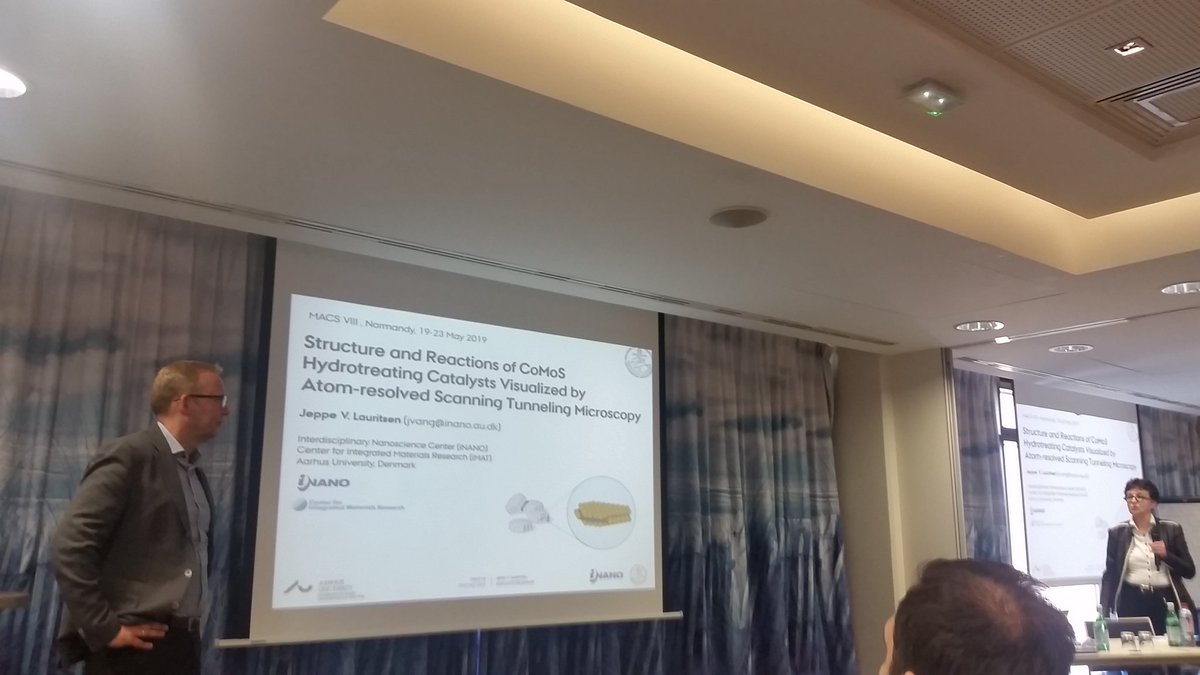 CICATUIS's tweet photo. .@2019Macs #Dr.-SEijsbouts introduces #Prof.-JLauritsen: Plenary lecture on the molecular level understanding of #HDS catalysts and #MoS2 @AIChE_UIS @FifquiUIS @Colciencias @UIS @UIS_VIE https://t.co/ojvQnLrqLi
