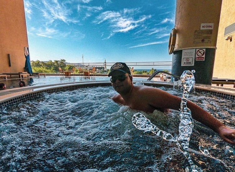 DoubleTreeAqaba's tweet photo. #Midweek goals 👍 
📸 by @darjanvasic #aqaba #fun #visitjordan #doubletreeaqaba https://t.co/n2YfRQL70o