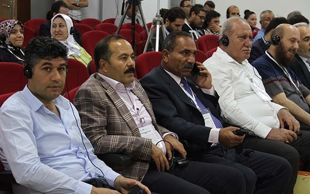 Gazianteppusula's tweet image. &quot;El Ele Toprak Anaya Yeni Bir Hayat Verelim Çalıştayı&quot;
 gazianteppusula.com/haber/el-ele-t…
 #tükoder) #gaziantepkentkonseyi