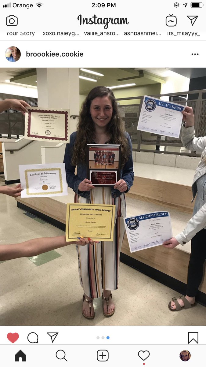 briannebarnes13's tweet photo. BROOKIE continued on the Barnes FAM tradition! SO PROUD! :,-) #allconference #allsectional #MVP https://t.co/d0JveEncpj