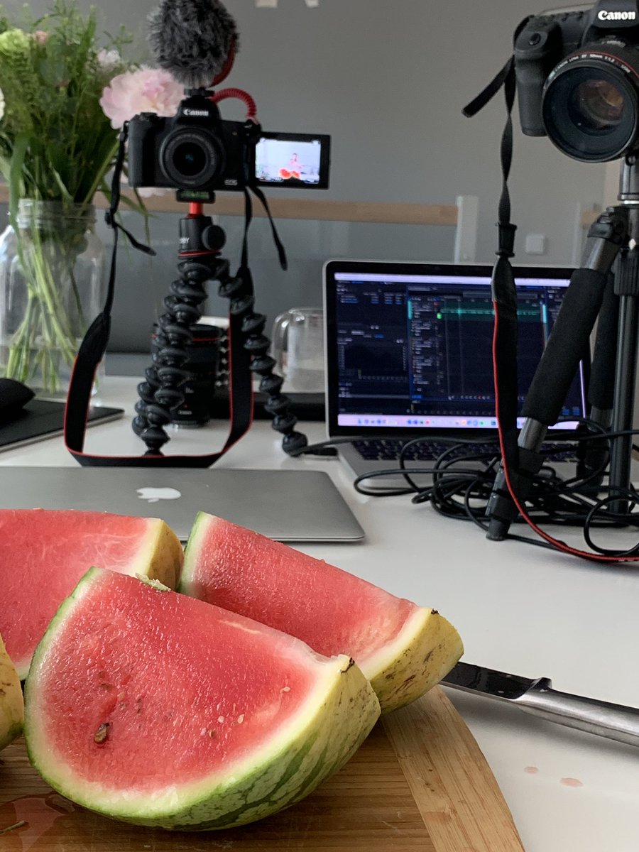 pasinikkanen's tweet photo. Hmm, another day at the office 🍉 #EmployeeExperience #HappyToday https://t.co/VYlDSJkPsX