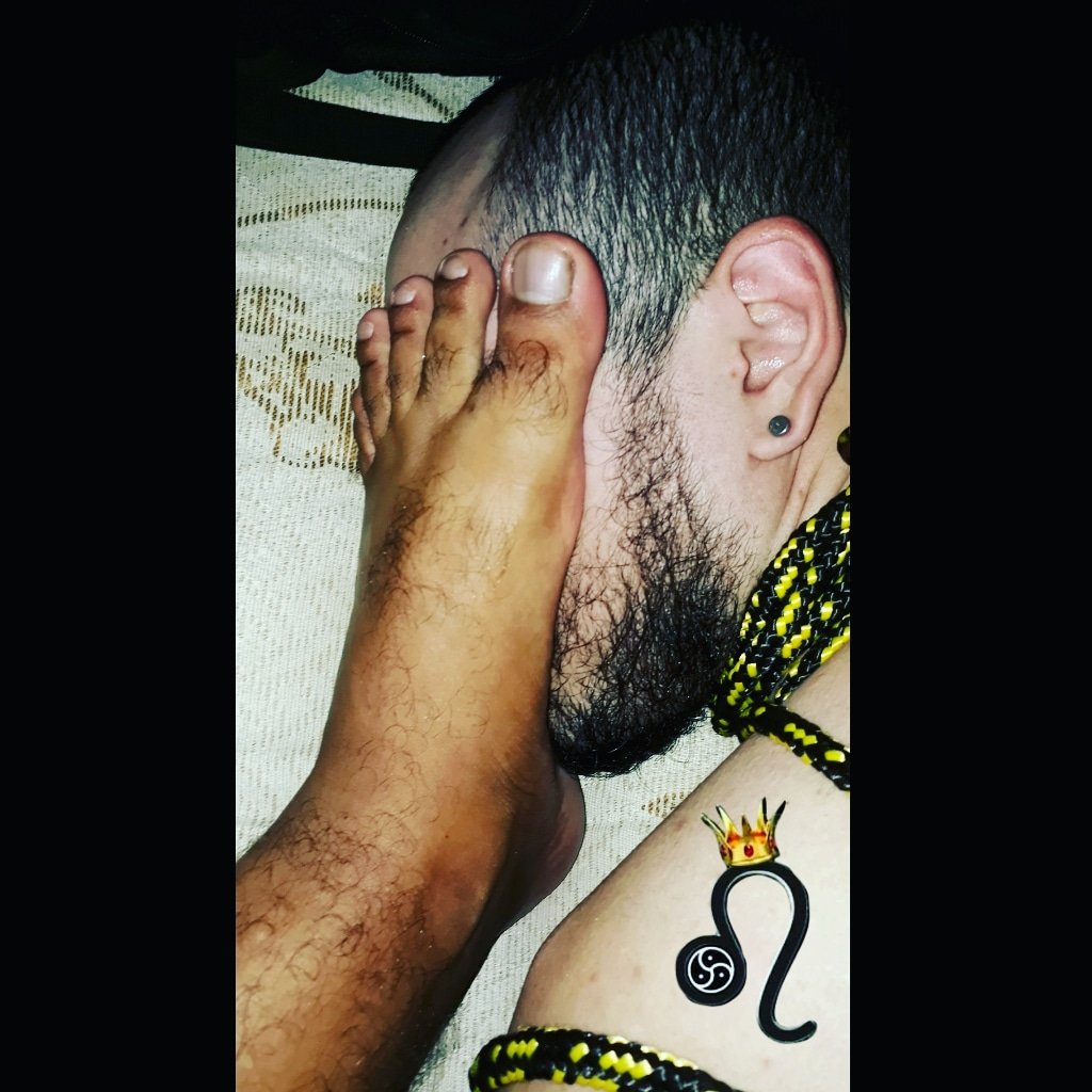 eudomnikolas's tweet photo. Só existe um lugar onde você se sente bem...
#BDSM #Lifestyle #KingOfNorth #kingdomcomes #tied #onknees #bondage #feetfetish #feet #leathercashmaster #cashfag #moneyslaves #faggotpay #cashmaster #findom #master #superiority #dom https://t.co/tMgquvu7uY