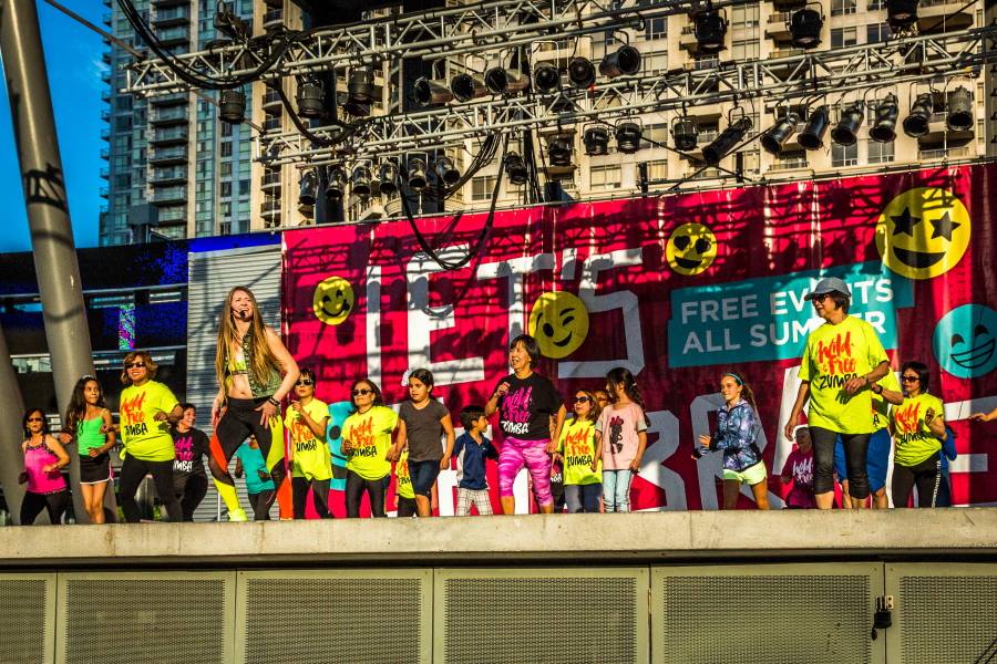 LibNorris's tweet photo. #excited Wed May 22 our #FREE 2019 Fresh Air Fitness season begins 7-8 pm @MCSEvents Join this week for #Zumba with @MississaugaRec https://t.co/lIWU3RHQsQ