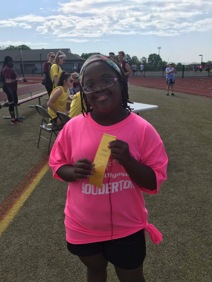 SASD_IV's tweet image. Congratulations to all the Athletes that competed in the Special Olympic  events at SAHS! Totally Fantastic Day!😀@SpecialOlympics @SASD_SAHS #SASDPride