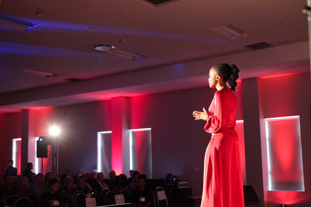 tedxcapetown's tweet photo. #TEDTuesday Did you know: It is more difficult to keep black women in the sciences than to get them there? This and more in: 'What does it mean for society when women walk away from science?' By Ndoni Mcunu https://t.co/LbLuLEKcfx
#TEDxCT #PauseXEffect #ldeasWorthSpreading https://t.co/ZtSaxvfQ03