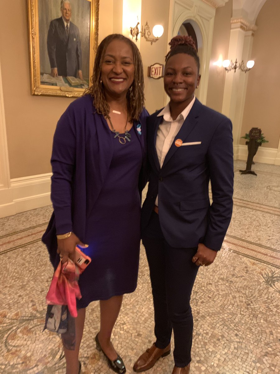 CWDA_CA's tweet photo. Off to a fantastic start introducing Shay to @HollyJMitchell! #FosterChangeMakers #fosterstability #FosterCareAwarenessMonth https://t.co/KIxGU6mjDB