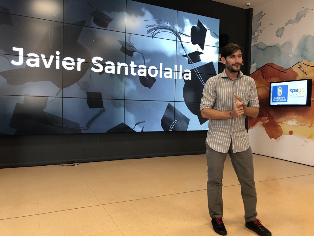 INCABE's tweet photo. La primera ponencia de @canariasmaster nos la ofrece @JaSantaolalla, ingeniero, doctor en física de partículas y Youtuber.
#CanariasMasterClass #incabe #HeinekenCanarias https://t.co/FOkzVVfsl8