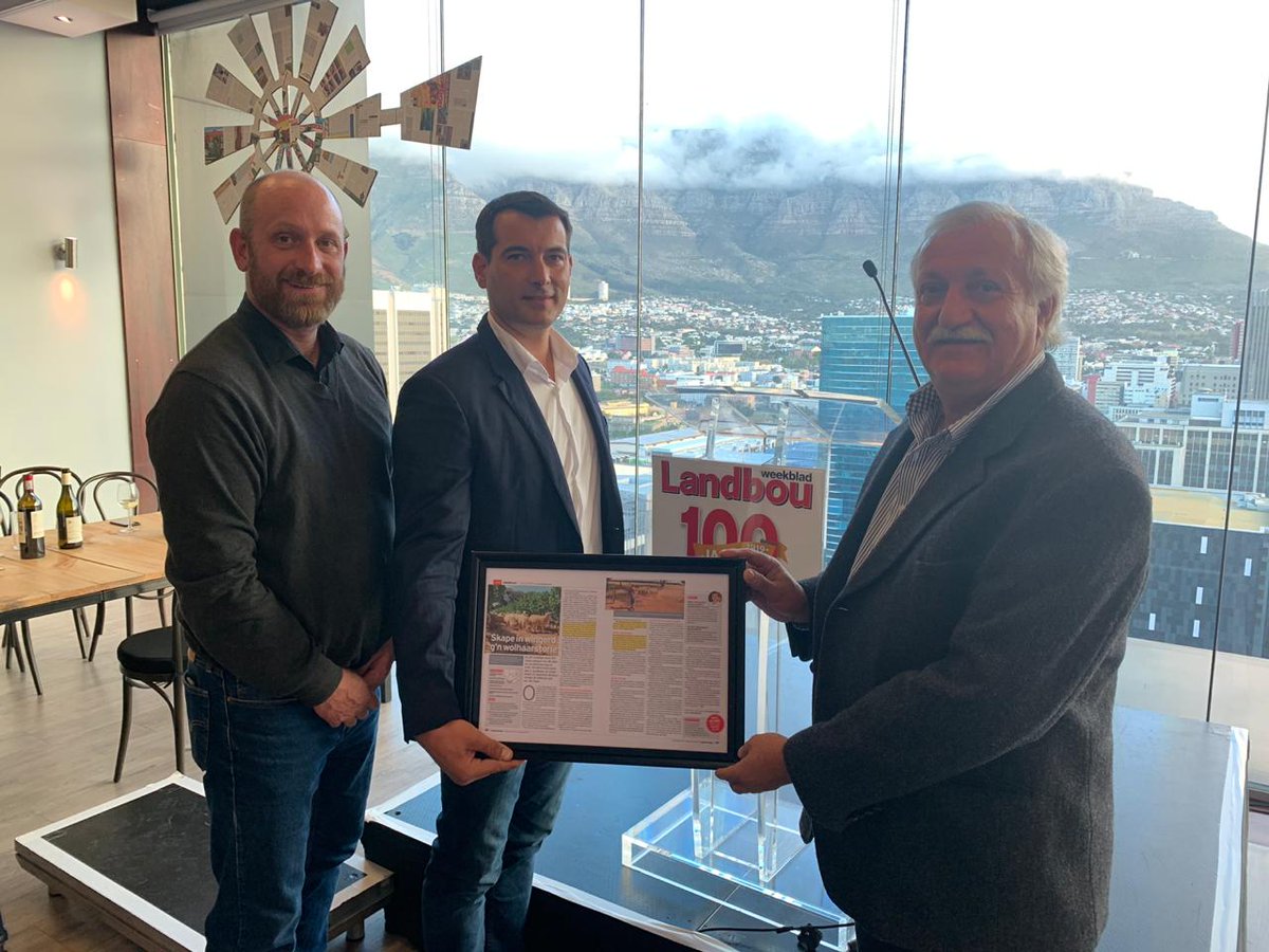 The magazine <a href="/landbou/">landbou.com</a> Weekblad celebrated 100 years of publication today. <a href="/Thys_diemersdal/">Thys Louw</a> and dad Tienie received a special commendation from editor Chris Burgess on behalf 6th generation wine estate <a href="/diemersdalwines/">Diemersdal Wines</a>. Hup, Durbanville, hup. <a href="/loesilbotha/">Lucille Botha</a>