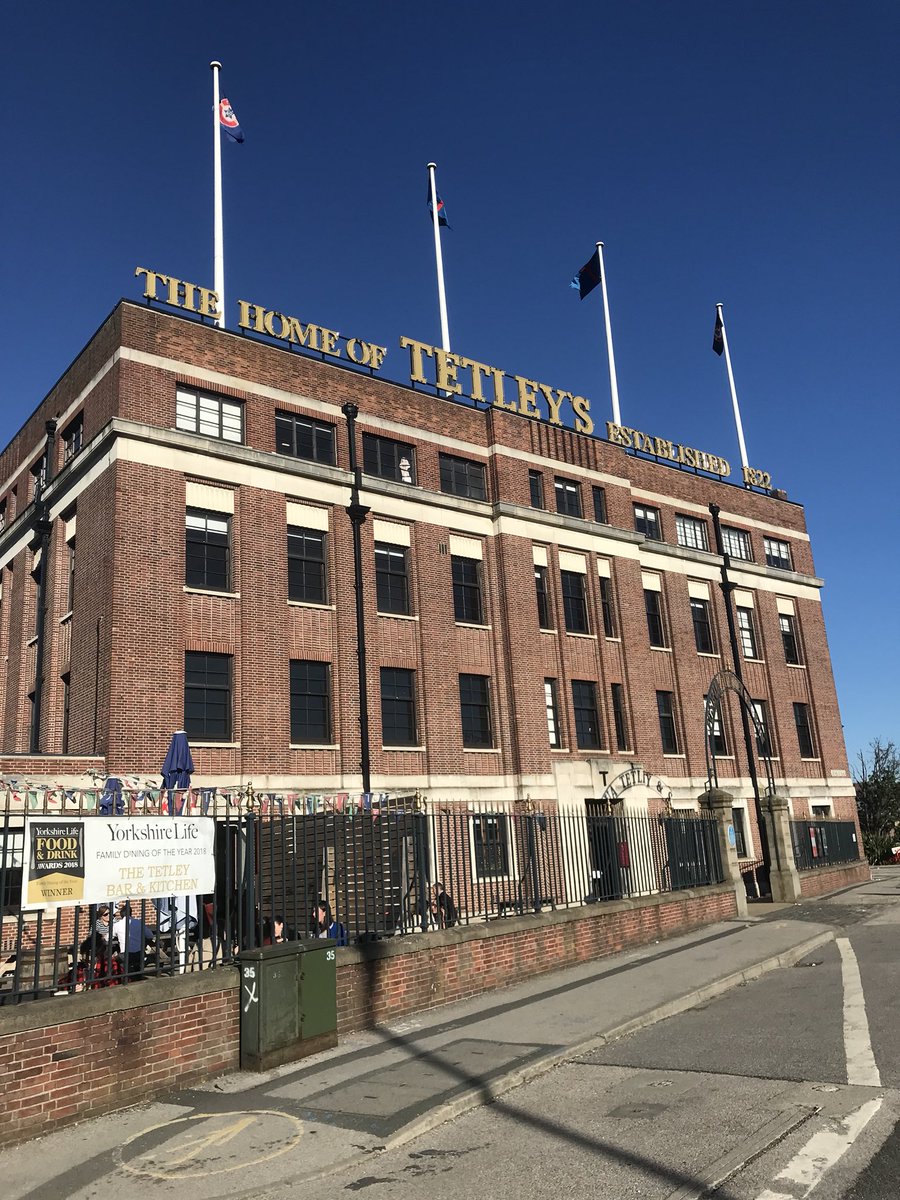 LeedsSTEMsoc's tweet photo. It’s a glorious day in Leeds and we are ready for day 2 at #pint19 ! Tonight at @The_Tetley Beautiful Mind explore the criminal mind https://t.co/UNQpcLonSy