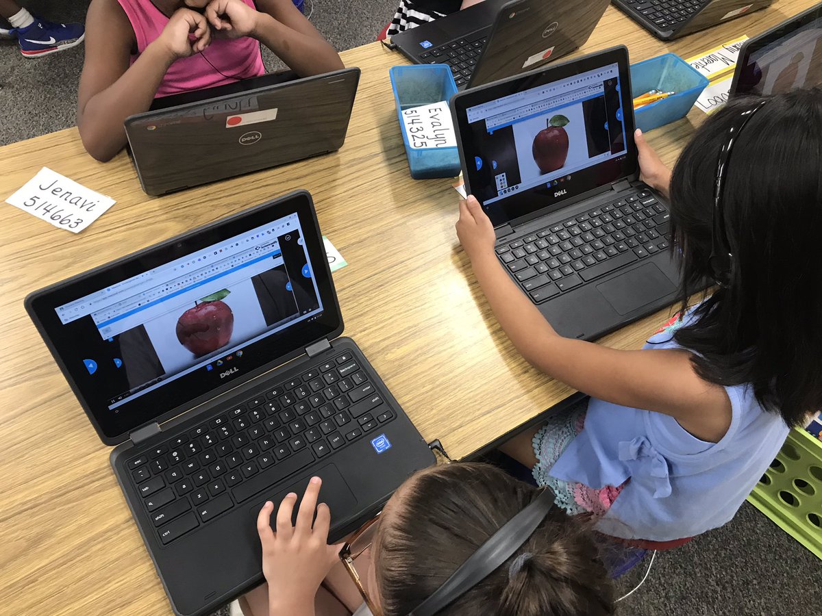 alexwbradshaw's tweet photo. Dutrow Dolphin Kinders from Mrs August’s class working in Nearpod for the first time practicing beginning and ending sounds during reading independent work. @DutrowDolphins @NNPSITC https://t.co/BdNSIM0nWg