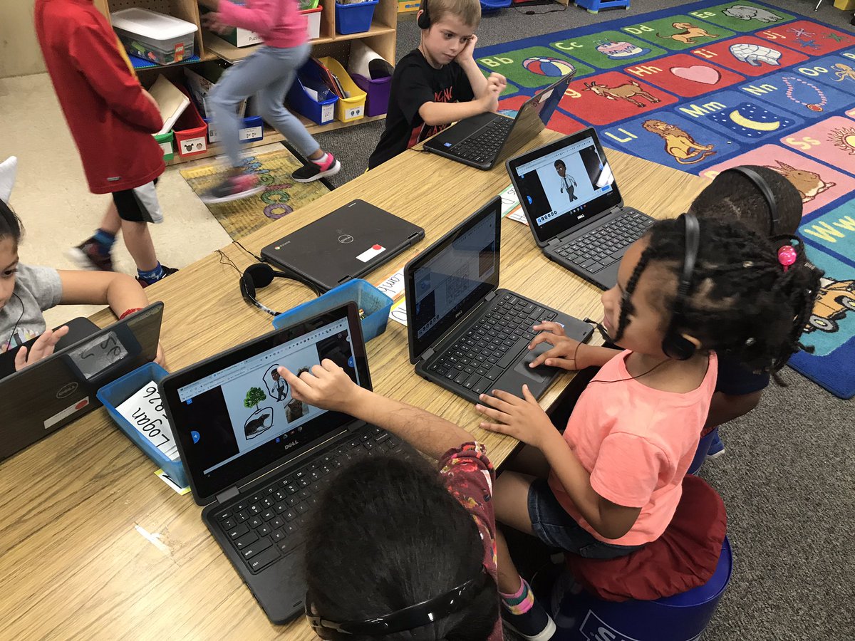 alexwbradshaw's tweet photo. Dutrow Dolphin Kinders from Mrs August’s class working in Nearpod for the first time practicing beginning and ending sounds during reading independent work. @DutrowDolphins @NNPSITC https://t.co/BdNSIM0nWg