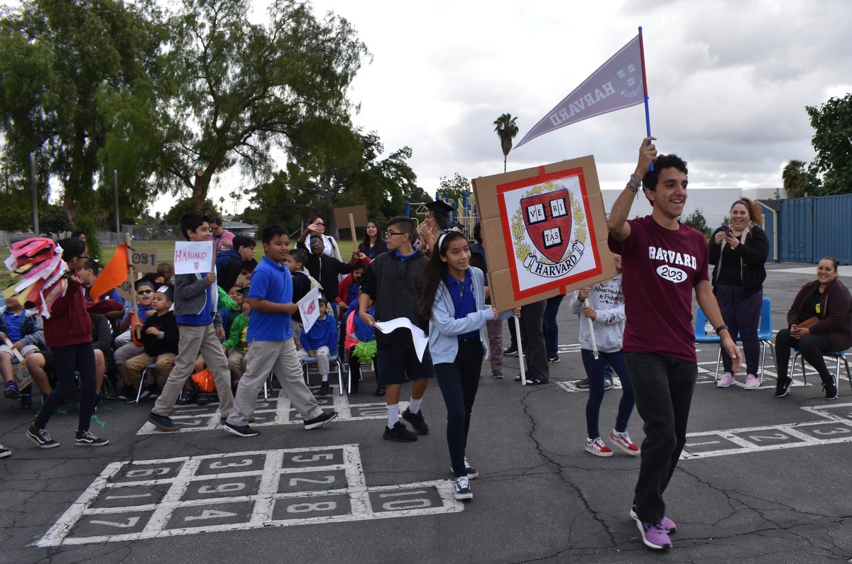 lydia_educate5's tweet photo. So awesome to have our @YorbitaCheetah alumni @NogalesNobles Seniors participate in our College Parade and share where they'll be heading off to college in the fall. @noexcusesu @RowlandSchools @DonnaF4Kids #WeAreRUSD https://t.co/y6N4QmK4BV