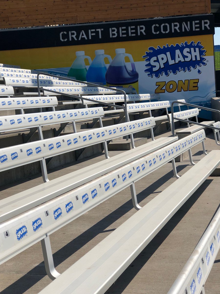 SPLASH_Products's tweet photo. We're excited to partner with the @StPaulSaints this #baseball season! Keep an eye out for #SPLASH around @CHSFieldStPaul &amp; make sure to tag us in your game day photos! #ItsSPLASHseason #SaintPaulSaints https://t.co/p9CNUkZP3K