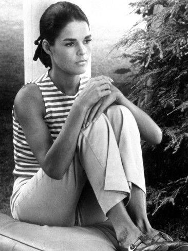 poppymoppet's tweet photo. M is for #MacGraw https://t.co/FiAUaZ3EgM