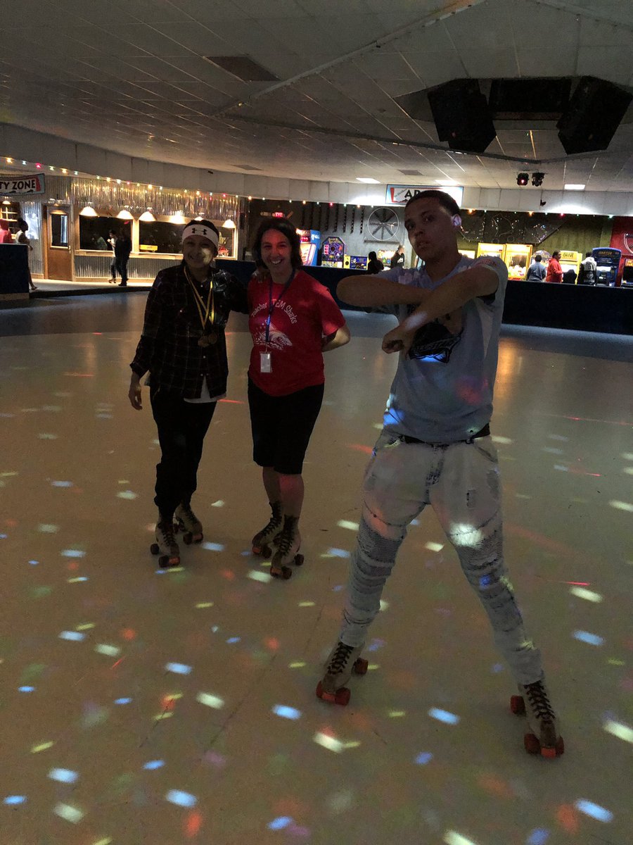 DoraMoldovan4's tweet image. Trip to The Skateeum with our fantastics Sharks. Lots of fun! @StemEHS