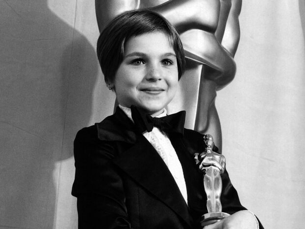 актрисы на вручении оскара. самая молодая актриса получившая оскар. шазелл-гослинг. оскар 1994 анна пэкуин. самая молодая актриса получившая оскар.