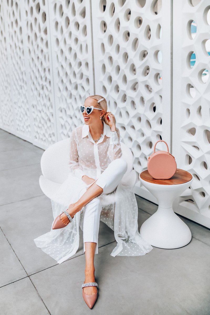 Every once in a while, there comes a piece that makes you stop in your tracks and just swoon. These Kurt Geiger shoes from <a href="/Zappos/">Zappos.com</a> are IT for me. Now pardon while I just go stare at them sparkling in my closet. #Sponsored #Zappos #ZapposxKurtGeiger {gofyi.ly/?2B4684D5}