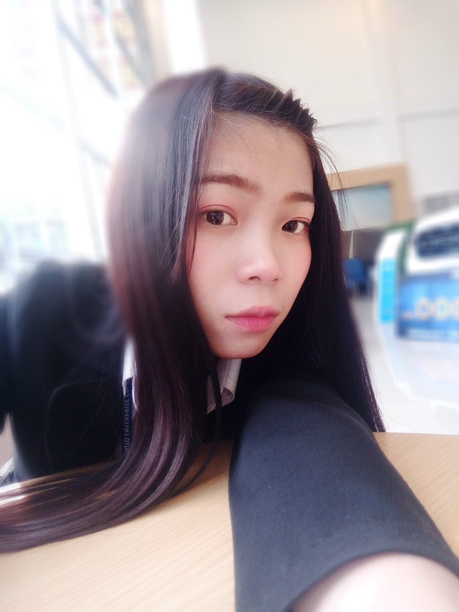 WSareesuk's tweet photo. เหนื่อยทั้งกาย เหนื่อยทั้งความรู้สึก😢#แคปชั่นเหนื่อย https://t.co/p1zQKtQaDp