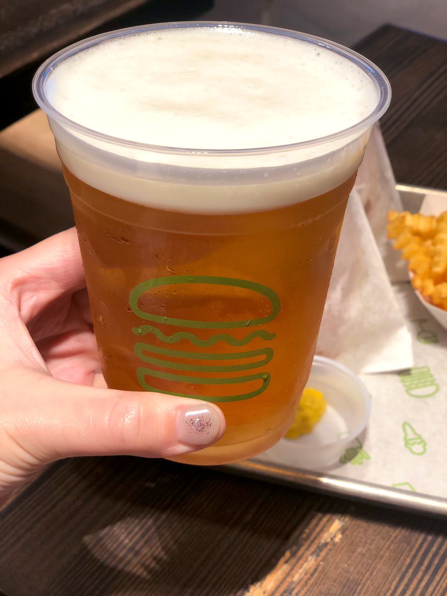 Dioleooo's tweet photo. 寄付した╭( ・ㅂ・)و
#gjss #shakeshack https://t.co/TVCyBf5YNt