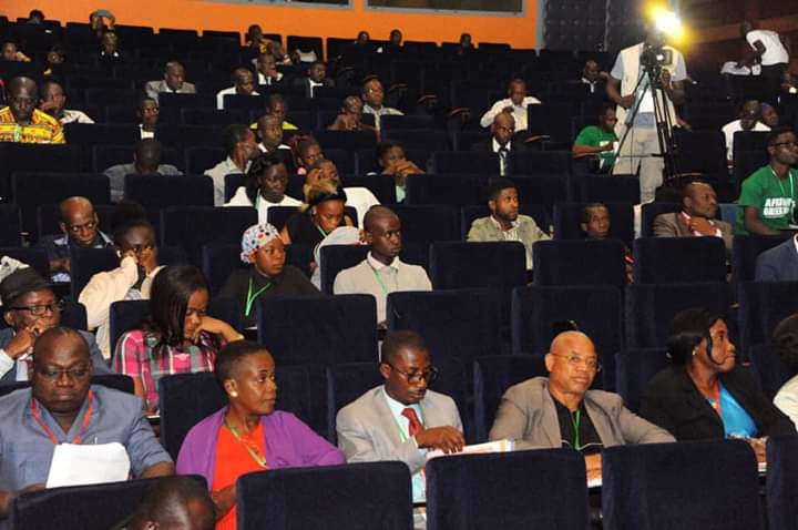 Af_GreenSide's tweet photo. La ville Africaine "Réflexions sur la ville" "Faire la ville" "Mieux vivre en ville" "Solutions pour nos villes" c'est dans @FORAVID

#FORAVID happening now @AmadouGon @niale_kaba @RTI_info @Gouvci @MINASS_CI https://t.co/Qb0WmNNyf4