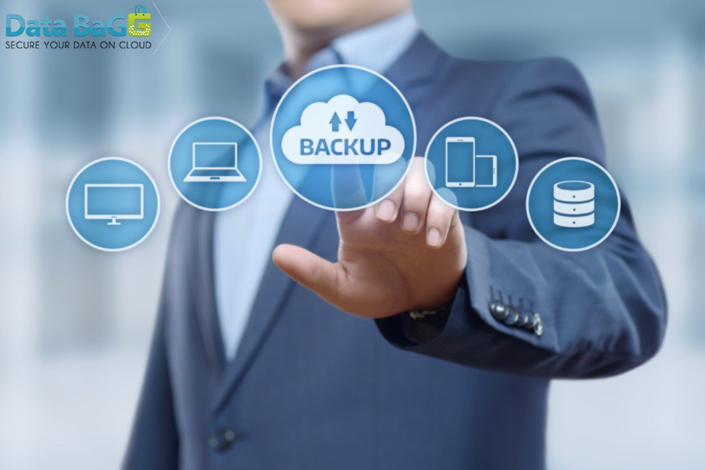 DataBagg's tweet photo. What is #DataBackup #Model and how it should be chosen by you? Tips for choosing Data backup Model. #CloudStorage #HybridStorage 
Read More: https://t.co/PchTkm15gs https://t.co/y9htbTSXtX
