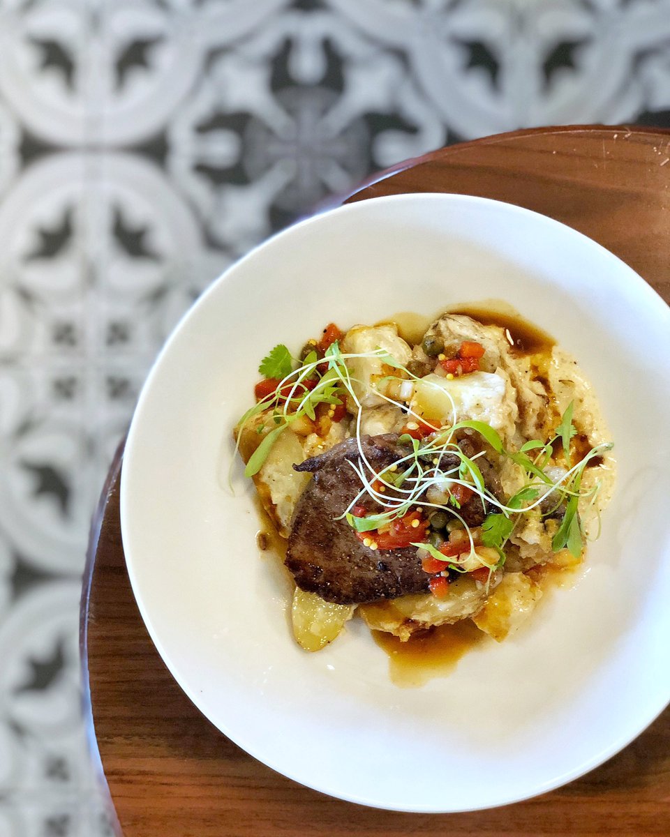 TableAndMain's tweet image. Chef Jess knocked it out of the park last night with her menu for The Sous Series pt. 6! Dishes included this delicious smoked beef tenderloin with roasted red pepper relish and potato, sunchoke, turnip gratin! More pics to come...