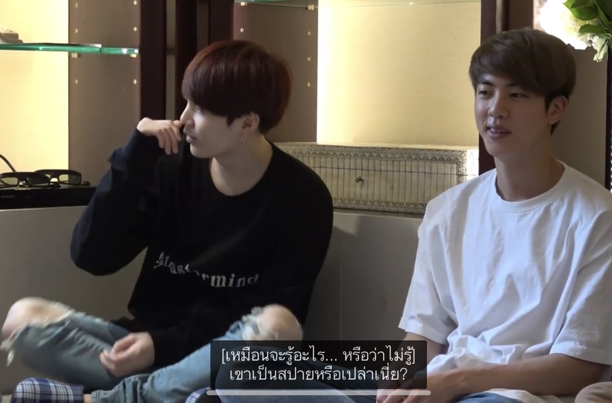 km_peachnpeace's tweet photo. 🐥 ผมเป็นอาร์มี่
🐰 ชอบผมขนาดนั้นเลยหรอครับ?

งง งงไปหมด จู่ๆก็ถามอะไรจ๊อนนนนน แล้วก็เขินเองด้วยป่ะ🌝🌝🌝🌝🌝🌝🌝🌝

#kookmin https://t.co/fcOjj66Izb