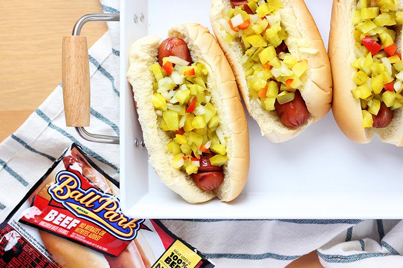 #ad I have the PERFECT summer recipe just in time for Memorial Day! Spiral grilled <a href="/BallParkBrand/">Ball Park Brand</a> hot dogs topped w/ the BEST homemade relish. Fire up those grills &amp; head into <a href="/Target/">Target</a> for all of you summer essentials! #makesummerhappen

bit.ly/2wbLwDM