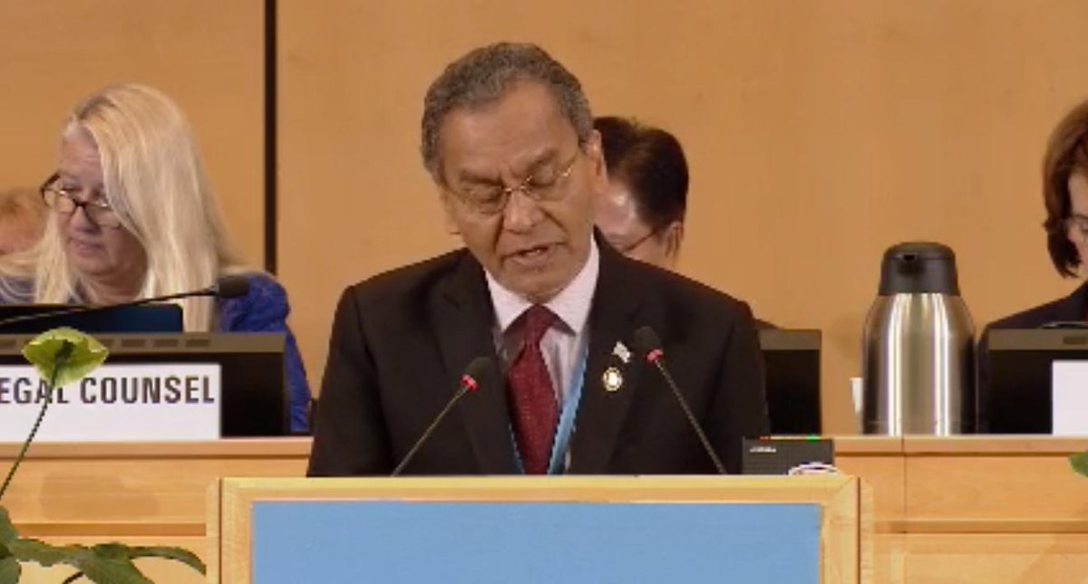 Dr_ASinghR's tweet photo. Our minister @DrDzul speaking at @WHO today. Extremely good speech and a good summary of our healthcare system in Malaysia @KKMPutrajaya .

Kudos https://t.co/ceYICmhANr