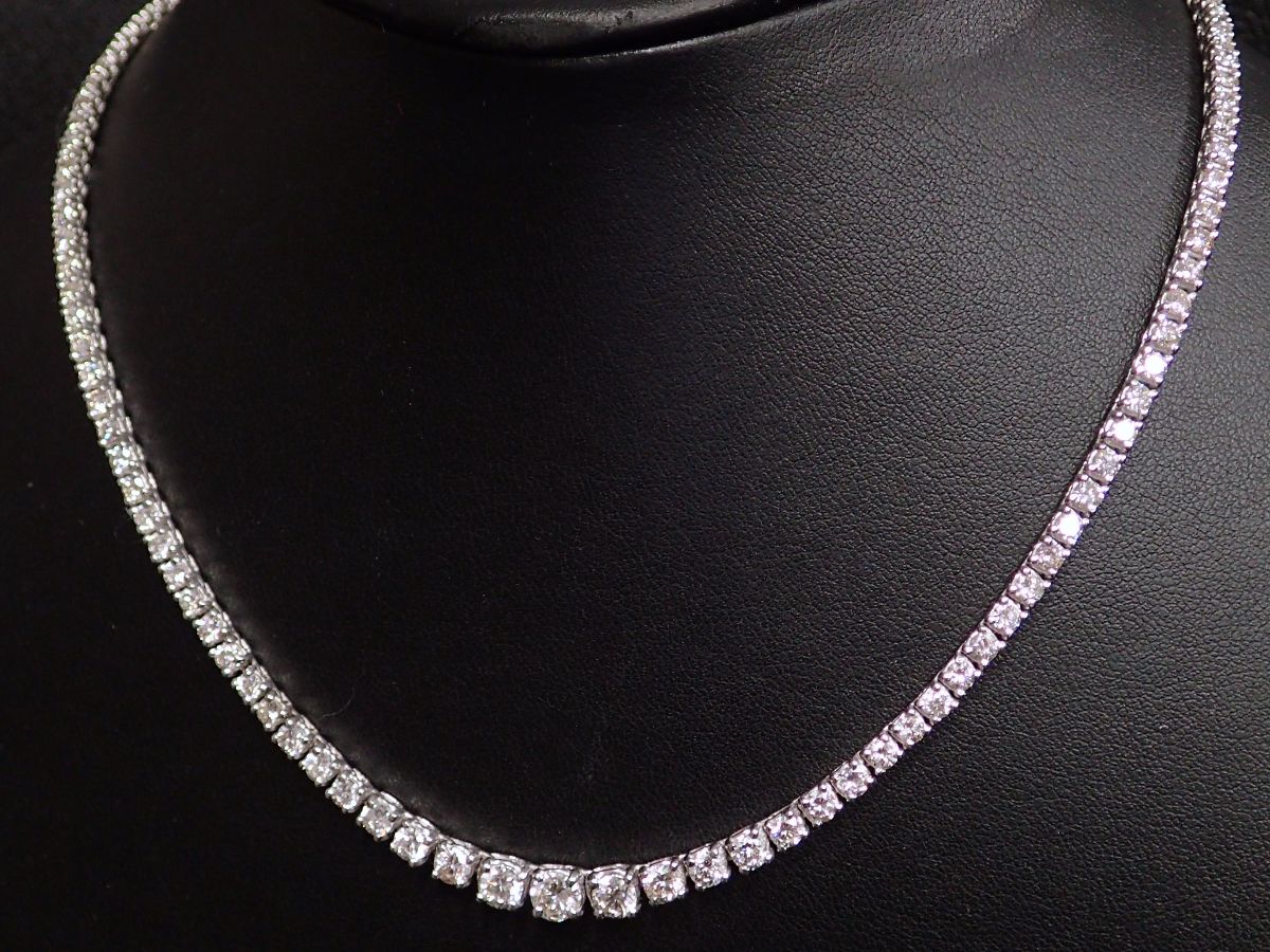 JWA_Auctioneers's tweet photo. Fine Jewellery &amp; Silver Auction Tuesday 28th of May at 2pm - https://t.co/2WOqh6Q8rX #bespokejewellery #jewellers #design #rings  #jewellery #engagementring  #engagementringdublin #engagementringdesign #johnweldonauctioneers #cowslane #templebardublin #templebar #auction https://t.co/ikSqQqUwzn