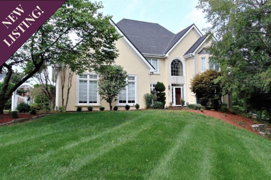 bhhsdemovellan's tweet photo. NEW LISTING!
103 Cardinal Drive
Springfield, KY 40069
Call Patrice Perlman today! 859-338-6067
https://t.co/yeKFZrMlGw
#JustListed #demovellan #BHHSrealestate #sharethelex #RealEstate #realestateky #bluegrasshomes #kyrealestate #wanttomove #Forsale #Property #HouseHunting https://t.co/7pCmnpMr7t