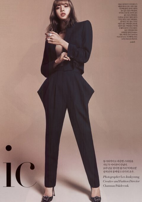 LlSAREA's tweet photo. Korea Harper’s Bazaar June 2019 Issue, Lisa scan! 

©️pkfor103 

#BLACKPINK #LISA #LALISA @ygofficialblink https://t.co/Utiho64Rlk